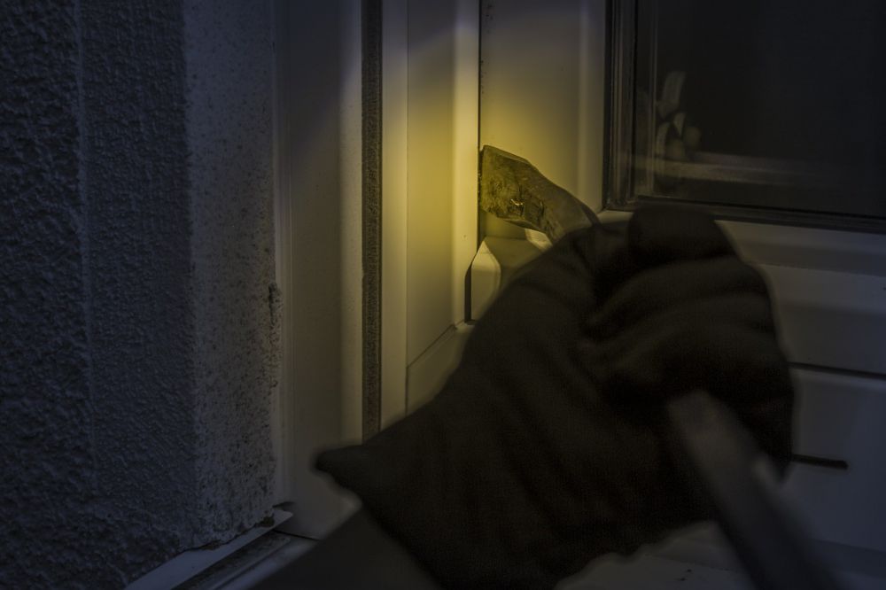 ¿Qué hacer si te han robado en casa?